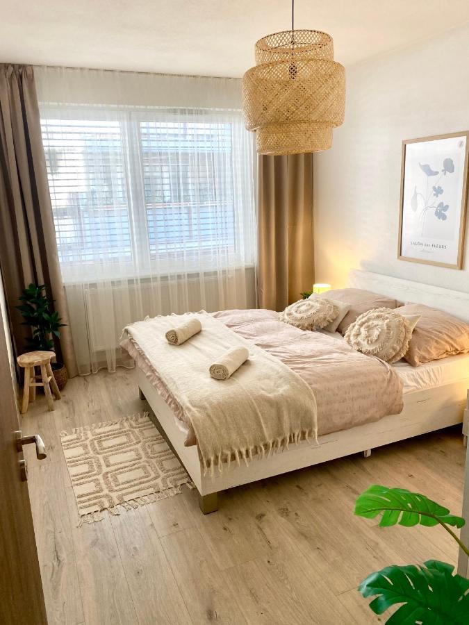 Apartment The Elite Downtown A/c & Garage Parking Bratislava